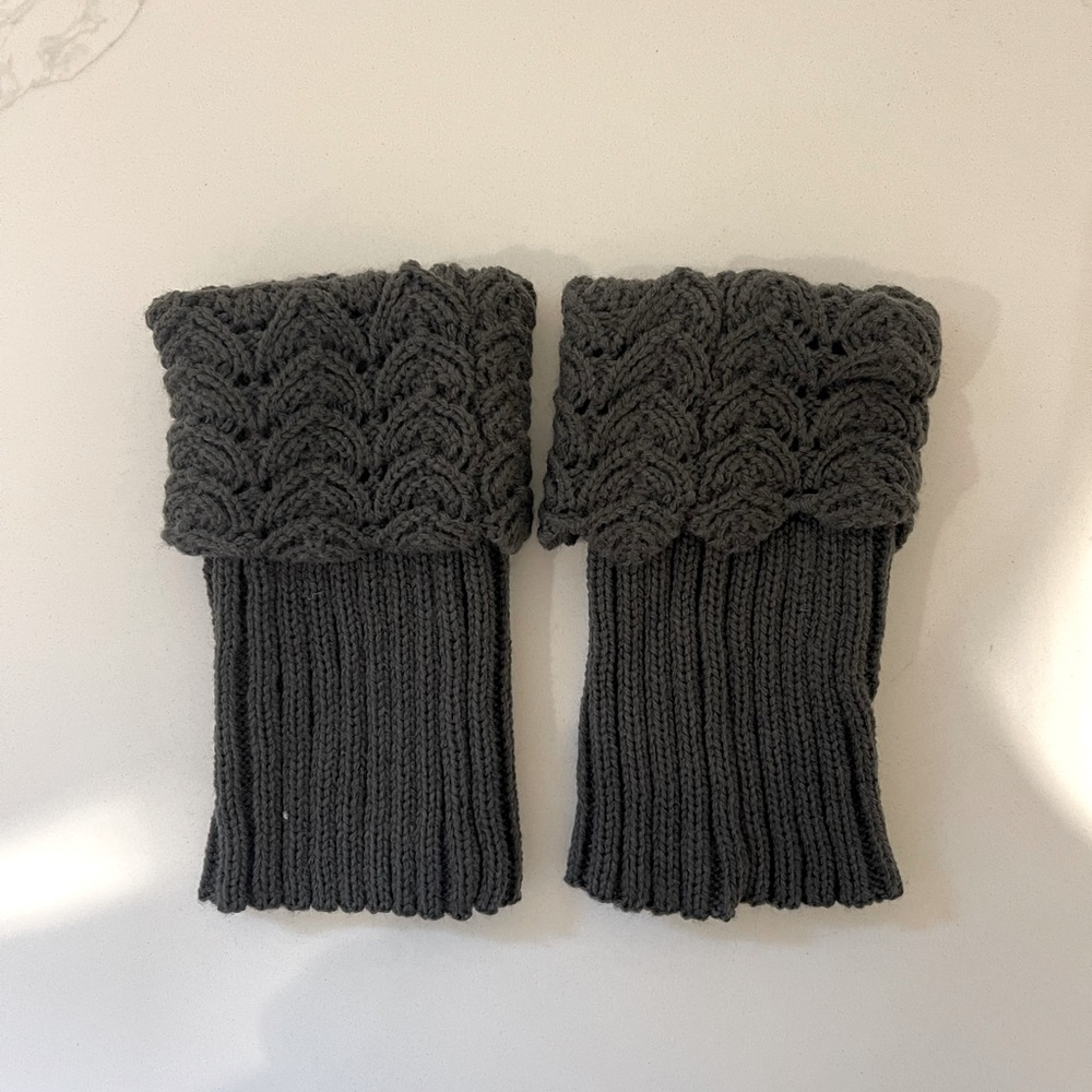 ▪️ Wrist Warmers ▪️